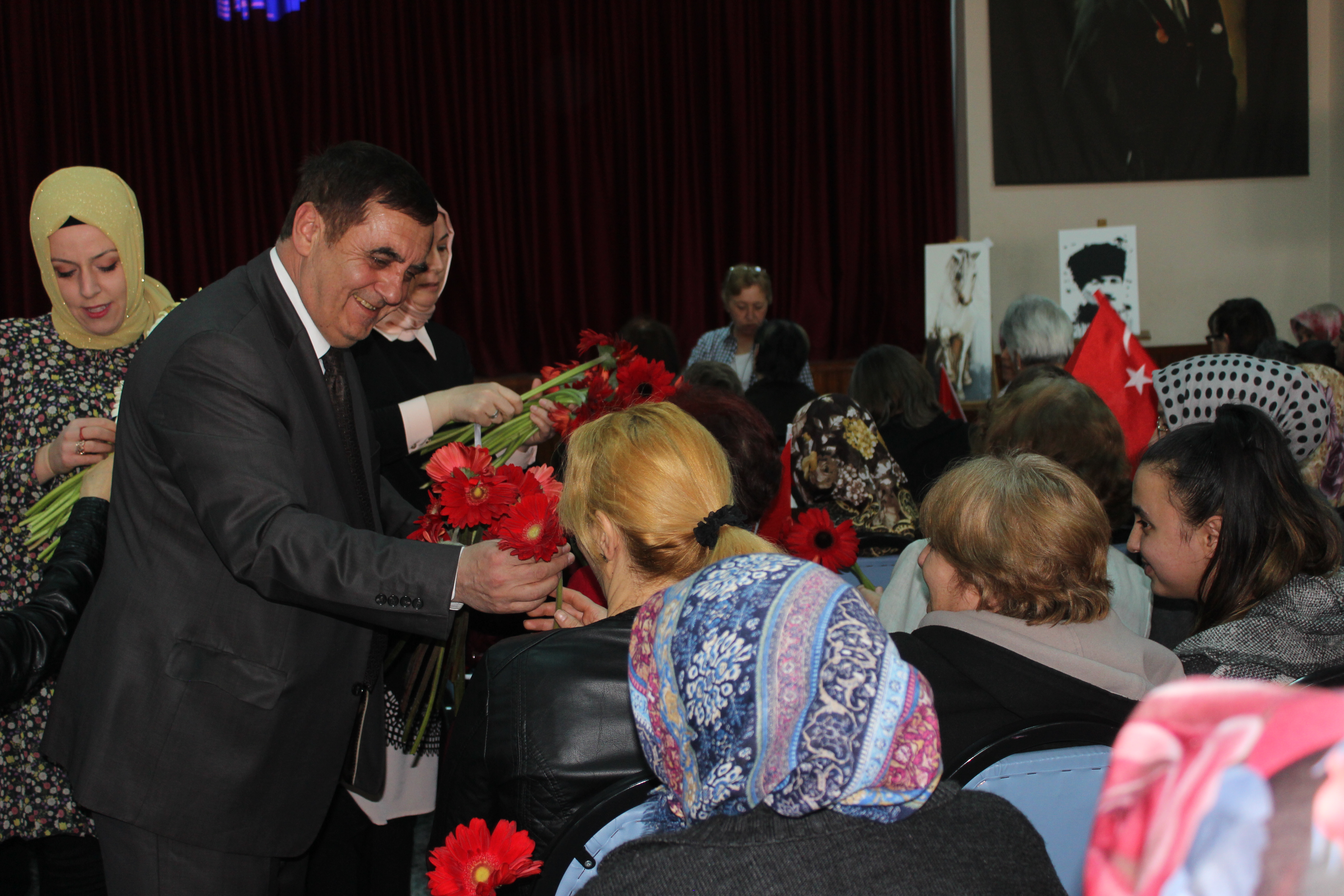 Başkanımız ve İlçe Vatandaşlarımızın Yürek Isıtan Fotoğrafları.